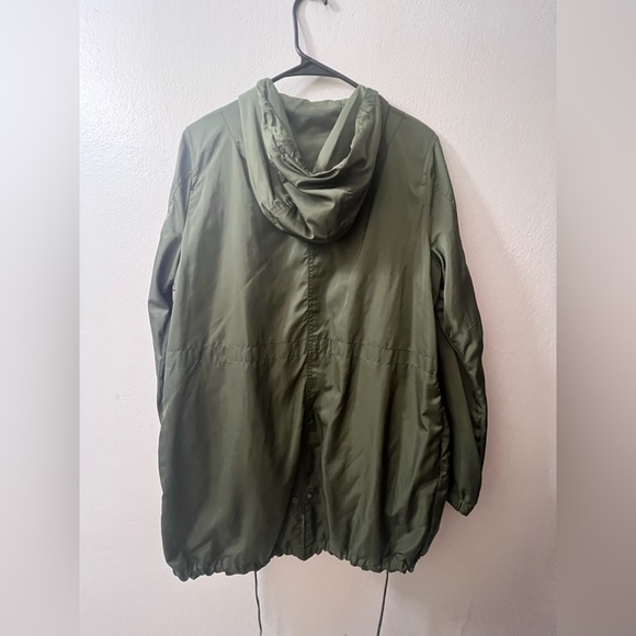 NWOT COAT - Picture 4 of 4